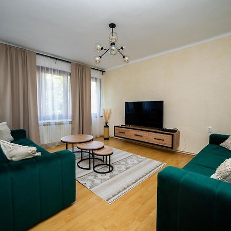 Cozy One-Bedroom Apartment Near City Center Sarajevo Luaran gambar